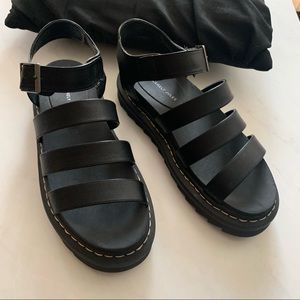 Sincerely Jules vegan leather strappy platform sandals 9.5 Dr. Martens dupe